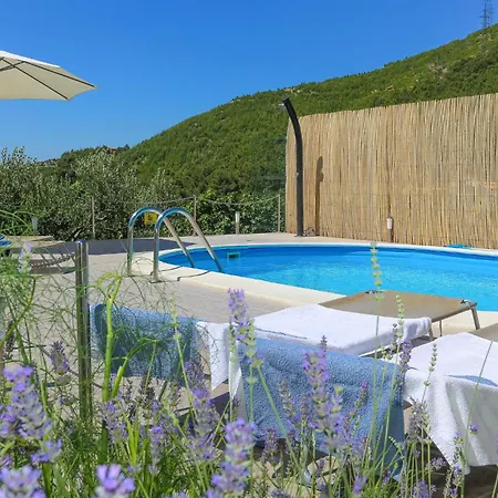 Prachtig In Solin