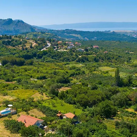 Holiday home With Sea View Vii *